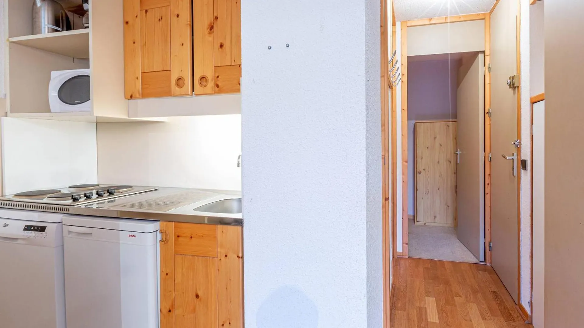 Valmorel: 2 Pieces, Balcon Sud, Proche Pistes Et Remontees - Fr-1-356-485 0*, Valmorel