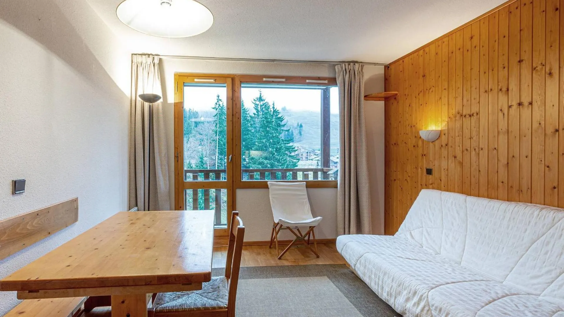Apartment Valmorel: 2 Pieces, Balcon Sud, Proche Pistes Et Remontees - Fr-1-356-485 France